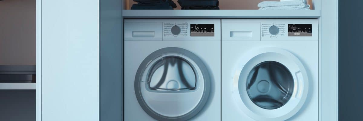 un sèche-linge à condensation et un lave-linge côte à côte